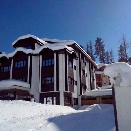 Hotel Gulmarg Inn Экстерьер фото