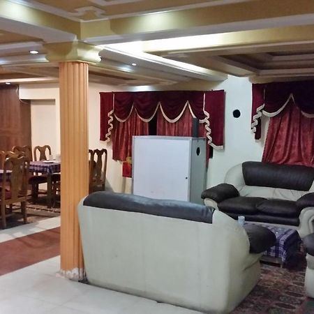 Hotel Gulmarg Inn Экстерьер фото